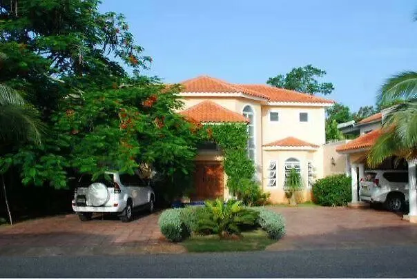 Villa M-6 Metro Country Club 후안돌리오